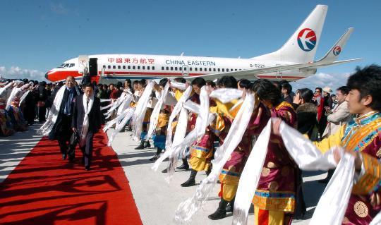 The world's second highest airport, Kangding, opened on Wednesday in a predominantly Tibetan region of southwest China's Sichuan Province.