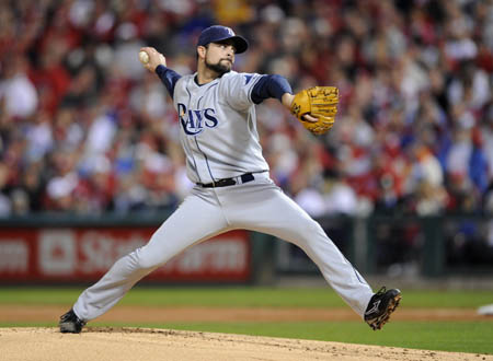 Tampa Bay Rays starting pitcher Andy Sonnanstine pitches against the Philadelphia Phillies in the first inning in Game 4 of Major League Baseball's World Series in Philadelphia, October 26, 2008.