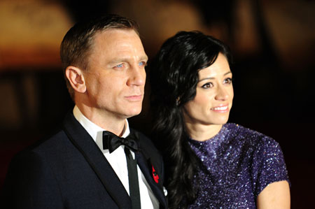 British actor Daniel Craig and his partner Satsuki Mitchell arrive for the world premiere of the latest James Bond movie 'Quantum of Solace' at Leicester Square in London October 29, 2008.