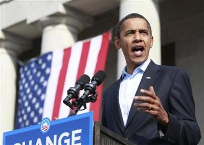 Democratic presidential nominee Senator Barack Obama speaks at a campaign rally at the Ohio Statehouse in Columbus, Ohio, Nov. 2, 2008. [Xinhua/Reuters]