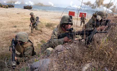 Soldiers participate in a joint landing exercise of the U.S. and South Korean forces in the southeastern port of Pohang, Republic of Korea on Nov. 6, 2008. 