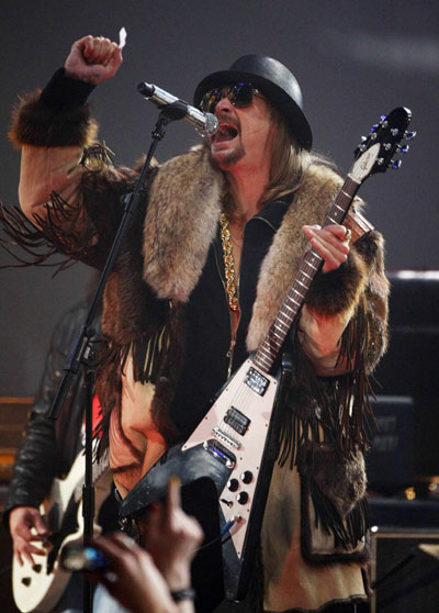 Musician Kid Rock performs during the MTV Europe Music Awards ceremony in Liverpool, northern England, November 6, 2008. 