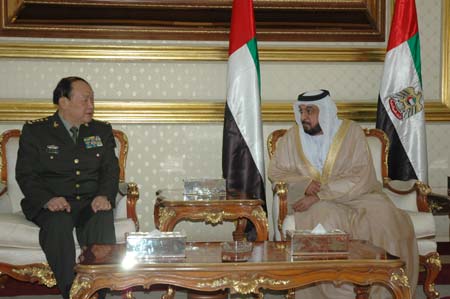 President of the United Arab Emirates (UAE) Sheikh Khalifa bin Zayed Al Nahyan (R) meets with Chinese Defense Minister Liang Guanglie in Abu Dhabi, capital of UAE, on Nov. 9, 2008. (Xinhua/Pan Jian)