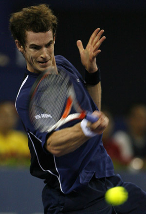 Andy Murray of Great Britain returns the ball during the men's singles competition against Gilles Simon of France at Tennis Masters Cup Shanghai, 2008, in Shanghai, east China, Nov. 12, 2008. [Xinhua]