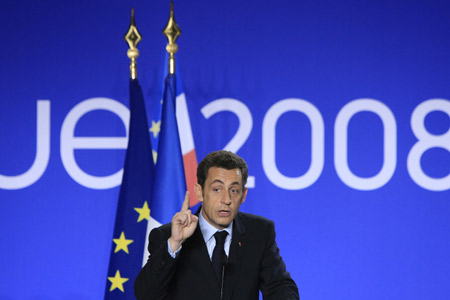 French President Nicolas Sarkozy speaks at a press conference of the EU-Russian summit in Nice, southern France, Nov. 14, 2008. [Xinhua]