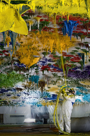 Spanish artist Miquel Barcelo works on his ceiling painting on the dome of Room XX at the European headquarters of the United Nations in Geneva in this undated handout photo. Barcelo was commissioned by Fundacion ONUART on the sixtieth anniversary of the Universal Decloration of Human Rights to undertake the most extensive work of art in the history of the United Nations at the venue for the Human Rights Council which will be inaugurated on November 18, 2008 by UN Secretary General Ban Ki-Moon. 