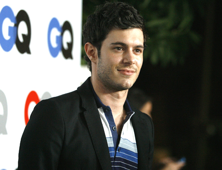 Actor Adam Brody poses at the 13th annual GQ magazine 'Men of the Year' party in Los Angeles November 18, 2008.