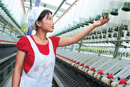 Factory floor of a textile manufacturer in Haian, East China's Jiangsu province.[China Daily]
