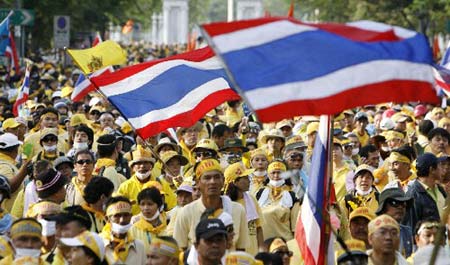 Anti-government protestors led by the People's Alliance for Democracy (PAD) demonstrate near the parliament complex in Bangkok, capital of Thailand, Nov. 24, 2008. 