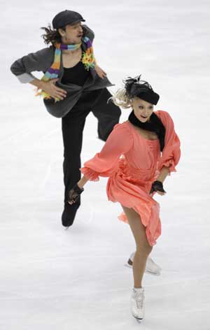 Russia's Oksana Domnina and Maxim Shabalin perform in the Ice Dancing Original Dance during the ISU Grand Prix of Figure Skating Cup of Russia in Moscow Nov. 22, 2008. 