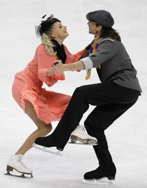 Russia's Oksana Domnina and Maxim Shabalin perform in the Ice Dancing Original Dance during the ISU Grand Prix of Figure Skating Cup of Russia in Moscow Nov. 22, 2008. 