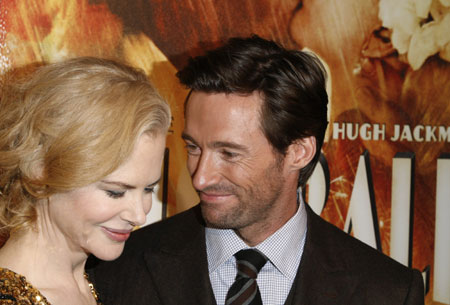 Actors Nicole Kidman and Hugh Jackman arrive for the premiere of the film 'Australia' in New York November 24, 2008. 