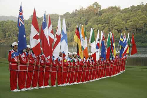 An honour guard of flag-bearers at the Opening Ceremony of the Omega Mission Hills 2008 World Cup [China.org.cn]