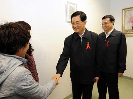 President Hu Jintao called on Monday for spreading AIDS prevention knowledge to the public and helping each AIDS patient, during his visit to a hospital in Beijin on World AIDS Day.[Xinhua]