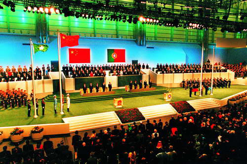 The Macao Handover Ceremony held by the Chinese and Portuguese governments at midnight on December 20, 1999. Macao's return to China marks a substantial step towards the integration of Chinese territory. 