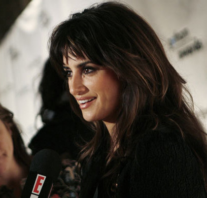 Actress Penelope Cruz speaks with reporters at the arrivals for the 18th Annual Gotham Independent Film Awards in New York December 2, 2008.