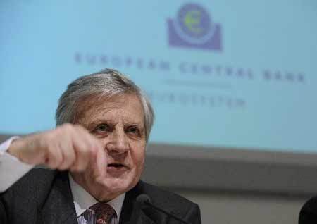 European Central Bank (ECB) President Jean-Claude Trichet holds a news conference after an ECB Governors Council meeting in Brussels December 4, 2008. The European Central Bank (ECB) on Thursday cut its benchmark rate by a record 75 basis points or 0.75 percentage points to help reactivate the slumping European economy.[Xinhua/AFP]