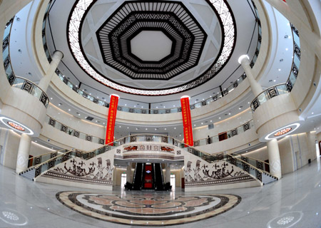 Photo taken on Dec. 5, 2008 shows the hall of the Museum of Nationalities in Nanning, capital of southwest China's Guangxi Zhuang Autonomous Region. 