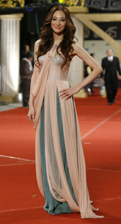 Taiwan model and actress Pace Wu arrives for the 45th Golden Horse Awards in Taichung December 6, 2008. 