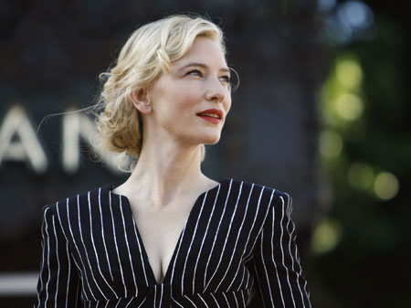 Australian actress Cate Blanchett attends the ceremony where she was honored with a star on the Walk of Fame in Hollywood, California December 5, 2008. Blanchett was the 2,376th celebrity to be honored with a star on the Walk of Fame.