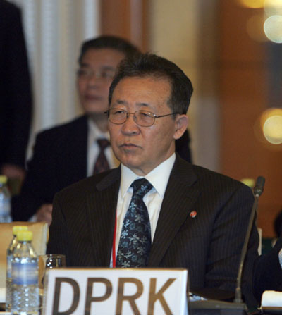 North Korea's envoy Kim Kye Gwan takes part in a new round of six-party talks in Beijing December 8, 2008. [Agencies via China Daily]