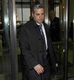 Illinois Governor Rod Blagojevich's Chief of Staff John Harris leaves the federal court after his arraignment in Chicago December 9, 2008.