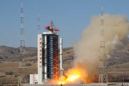 Remote-sensing satellite 'Yaogan V' is launched with a Long March-4B carrier rocket from the Taiyuan Satellite Launch Center in north China's Shanxi Province, Dec. 15, 2008. 