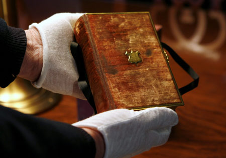 The Bible upon which President Abraham Lincoln was sworn in for his first inauguration is displayed at the Library of Congress in Washington December 23, 2008. On January 20, 2009, President-elect Obama will take the oath of office using the same Bible Lincoln used. 