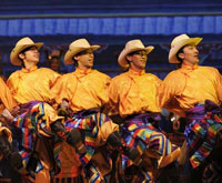 50th anniversary of Tibetan Song and Dance Troupe marked in Lhasa 