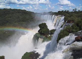 The Iguaza waterfalls in northern Argentina are higher than Niagara Falls and four times as wide. 