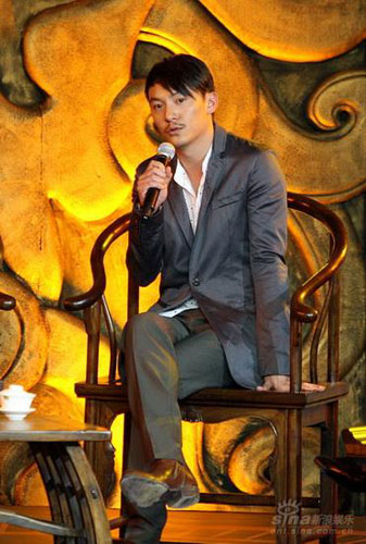 Cast member Chang Chen attends the premiere of 'Red Cliff II' in Beijing on January 4, 2009. 