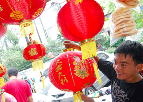 Chinatown in Jakarta prosperous as Spring Festival approaches