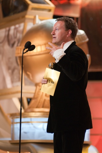 The Golden Globe is awarded to Simon Beaufoy for BEST SCREENPLAY MOTION PICTURE, for 'SLUMDOG MILLIONAIRE' at the 66th Annual Golden Globe Awards at the Beverly Hilton in Beverly Hills, CA Sunday, January 11, 2009.[China.org.cn/goldenglobes.org]