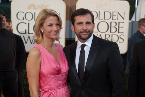 Nominated for BEST PERFORMANCE BY AN ACTOR IN A TELEVISION SERIES COMEDY OR MUSICAL for his role in 'THE OFFICE' actor Steve Carell with wife, Nancy Walls, attend the 66th Annual Golden Globes Awards at the Beverly Hilton in Beverly Hills, CA Sunday, January 11, 2009.[China.org.cn/goldenglobes.org] 