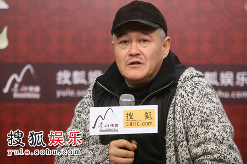 Chinese skit actor Zhao Benshan attends a ceremony on January 9, 2008, to launch his official website on Sohu.com. 
