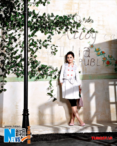 Hong Kong pop star Charlene Choi works in filming a new commercial for a leisure wear brand. 