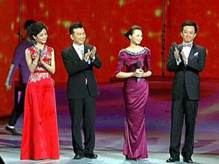 Spring Festival Gala holds the first rehearsal