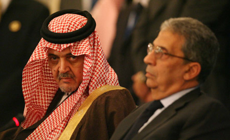 Arab League Secretary General Amr Moussa (R) and Saudi Arabia's Foreign Minister Prince Saud bin al-Faisal attend a press conference after the meeting of Arab foreign ministers in Kuwait City, Kuwait, on Jan. 16, 2009. Arab foreign ministers held an emergency meeting here on Friday, with the situation in the Gaza Strip under unprecedented Israeli attacks topping the agenda. 