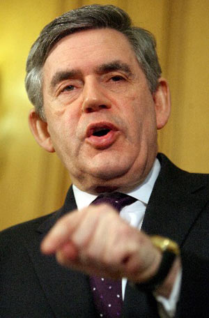 Britain's Prime Minister Gordon Brown speaks during a news conference in Downing Street, central London Jan. 19, 2009. Britain unveiled a second support package on Monday for struggling banks to try and get lending flowing again in an economy lurching into its first recession since the early 1990s.[Xinhua]