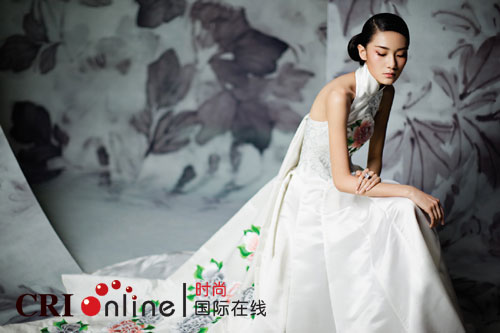 NE.Tiger, China's first homegrown luxury brand, presents its 2009 Haute Couture collections. 