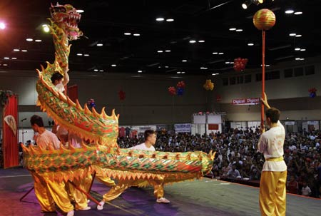 Chinese acrobats perform dragon dance during a ceremony to celebrate Chinese Lunar New Year in Panama City, Jan. 25, 2009.