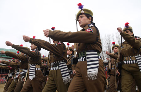 Indian policewomen march during Republic Day celebrations in Srinagar January 26, 2009.[Xinhua] 