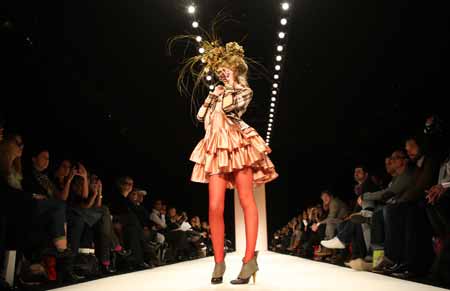 A model presents a creation by Scherer Gonzalez at the Berlin Fashion Week 2009 in Berlin, January 31, 2009. 