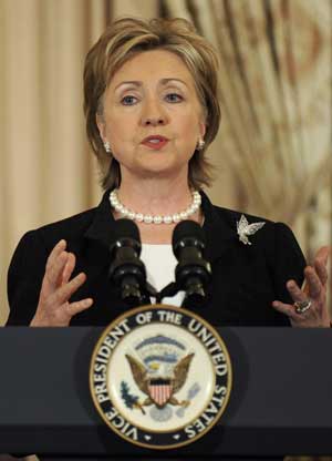 U.S. Secretary of State Hillary Clinton makes remarks at her ceremonial swearing-in at the State Department in Washington, Feb. 2, 2009.