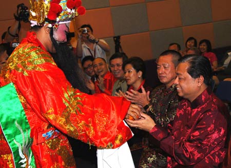 Ismail Sabri Yaahob (R), Malaysia