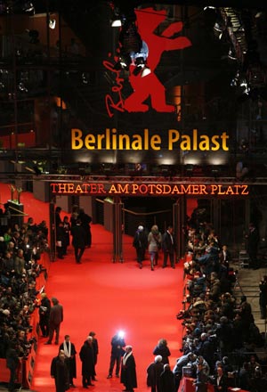 Guests arrive to the red carpet for the screening of the opening film 'The International' at the 59th Berlinale film festival in Berlin February 5, 2009. 