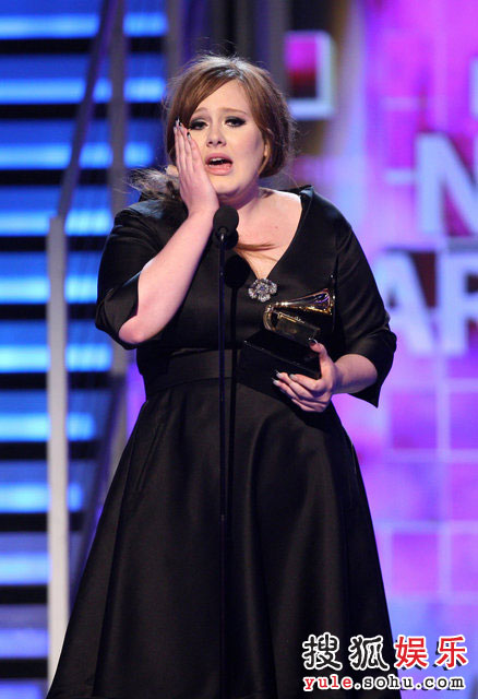 Adele accepts the Grammy for Best New Artist at the 51st annual Grammy Awards in Los Angeles, February 8, 2009.