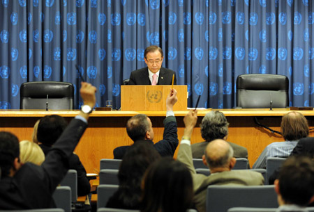 UN Secretary-General Ban Ki- moon answers the question during a press conference at the UN Headquarters in New York, the United States, on Feb. 10, 2009.