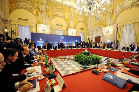 A general view of the Group of Seven (G7) Finance Ministers and Central Bank Governors meeting in Rome, Saturday, Feb. 14, 2009. Officials from the leading industrial nations will discuss new financial markets rules, concerns about protectionist measures in stimulus plans, and the effect of the crisis on poorer countries. [Xinhua]