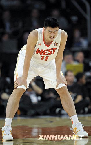 Western All-Star Yao Ming of China plays as the starting center of the NBA All-Star basketball game on February 16, 2009, in Phoenix, the USA. The West conference beat the East 146-119 to win the game.